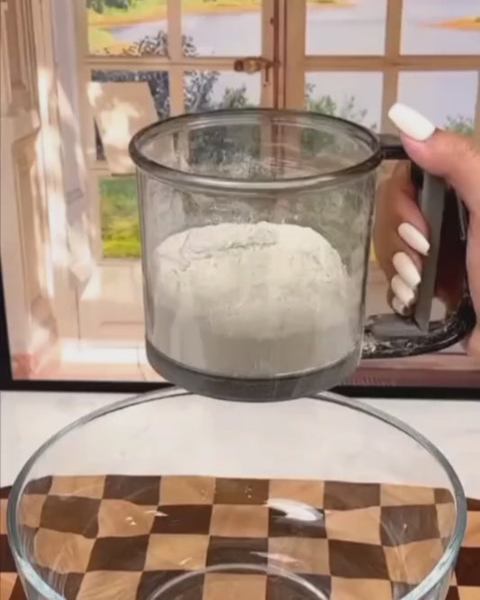 🍰 Plastic Flour Sifter Cup with Handle – Fine Mesh Kitchen Baking Sieve 🧁✨